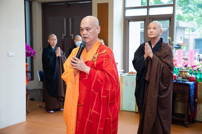 賢首禪苑住持上體下佛紀事